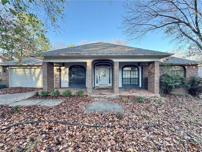 Building Photo - 742 E Birwin St