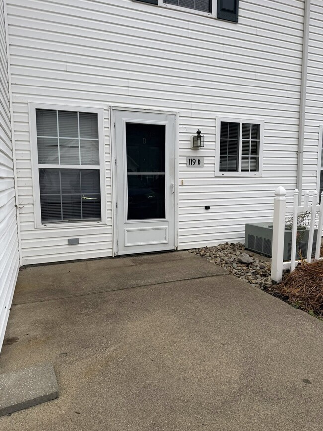 Photo - 119 Lucas Dr