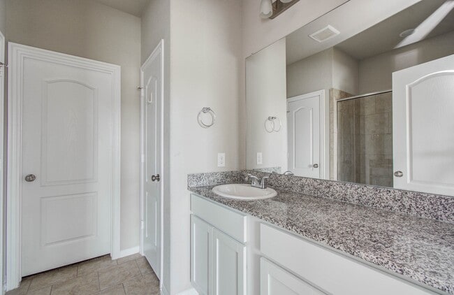 Building Photo - 7427 French Quarter Ct