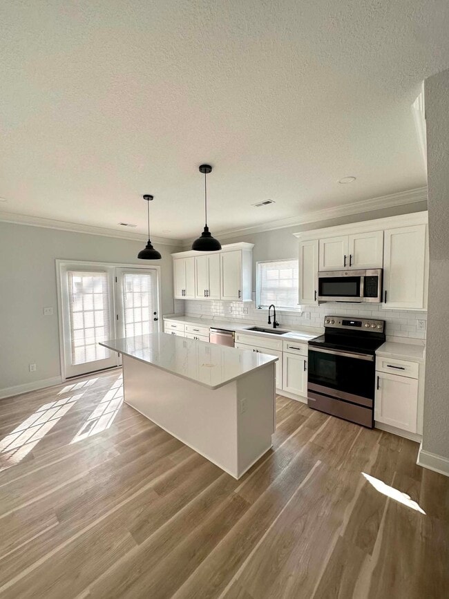 Photo - 802 Westwood Ave