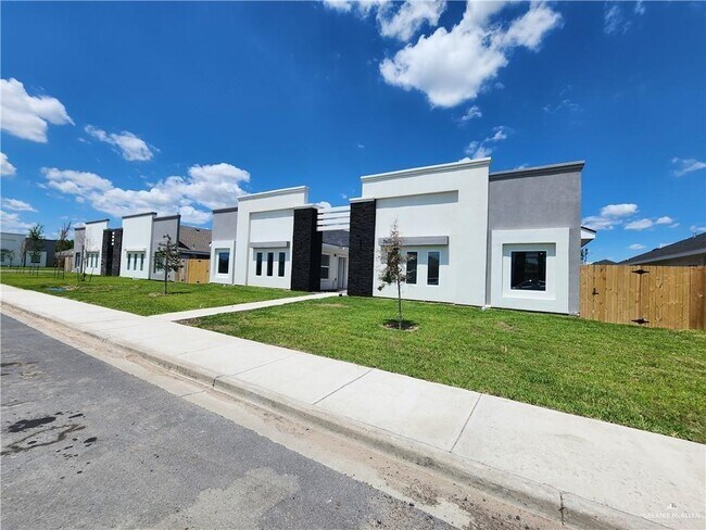 Photo - 22 Frio Ave Unidad 1