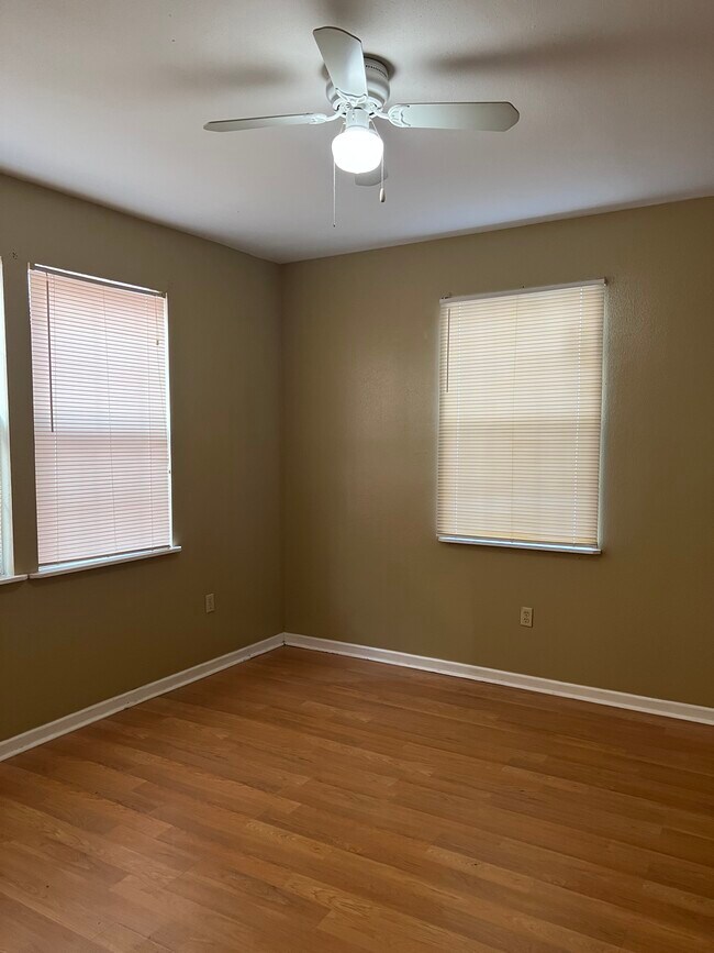 Photo - 3128 Louisiana Ave Pkwy