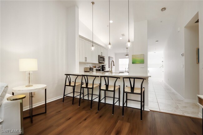 Photo - 2585 Old Groves Rd Unit L203