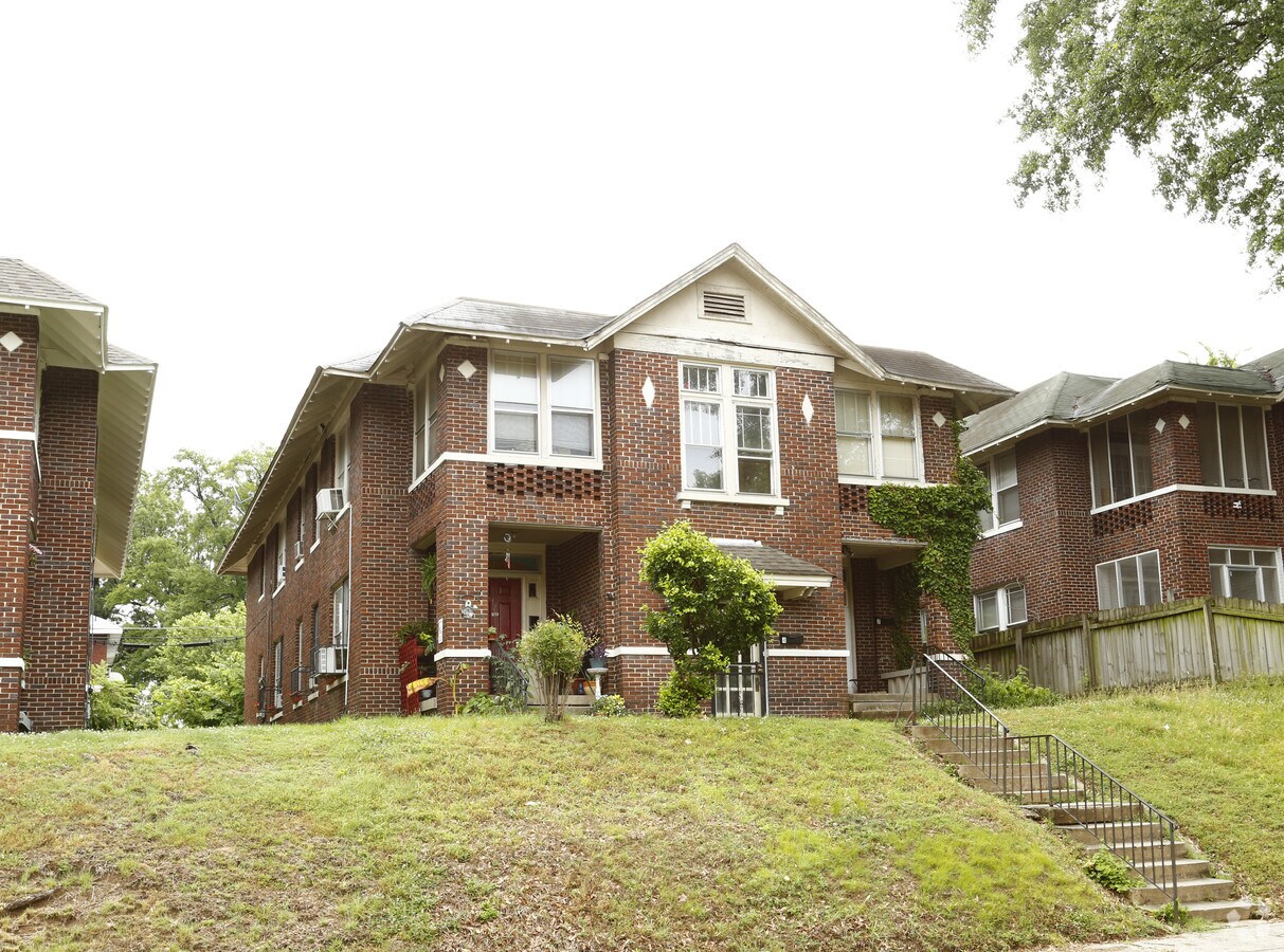 Photo - 162 Clark Pl