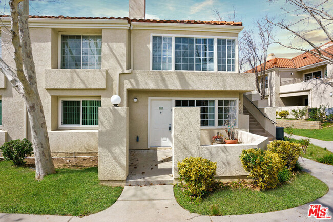 Building Photo - 4240 Lost Hills Rd Unit 1602 Rental