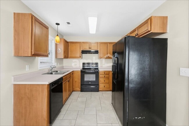 1136 Wesson Ct