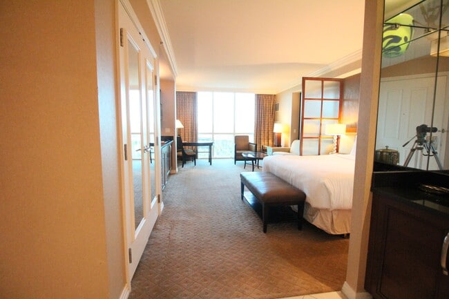 Photo - 125 E Harmon Ave Unidad 18