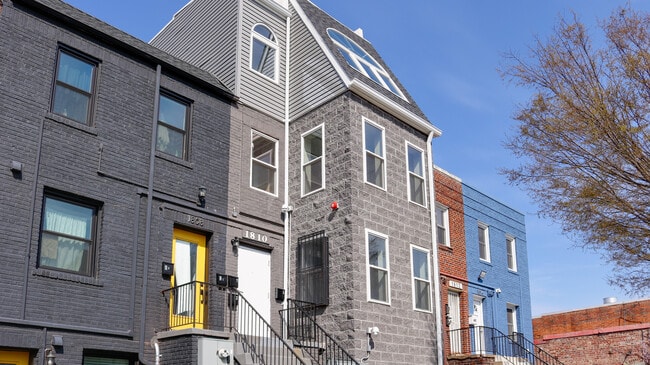 Photo - 1810 Benning Rd NE