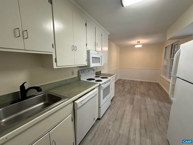 Photo - 1724 Solomon Rd