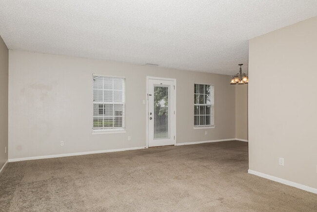 Photo - 16711 Aulton Dr