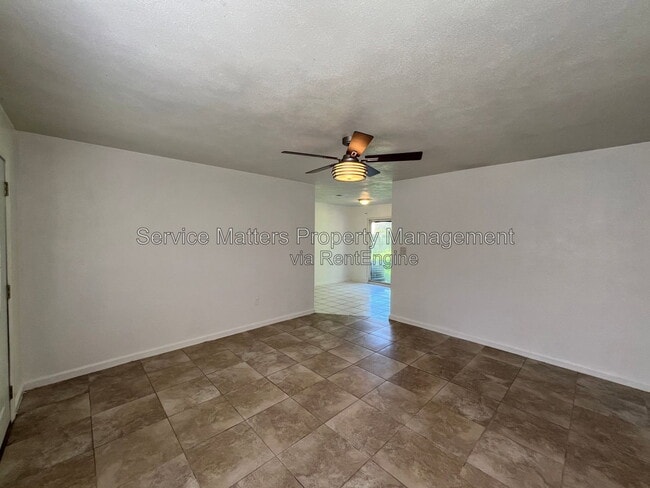 Photo - 121 Berkley Dr