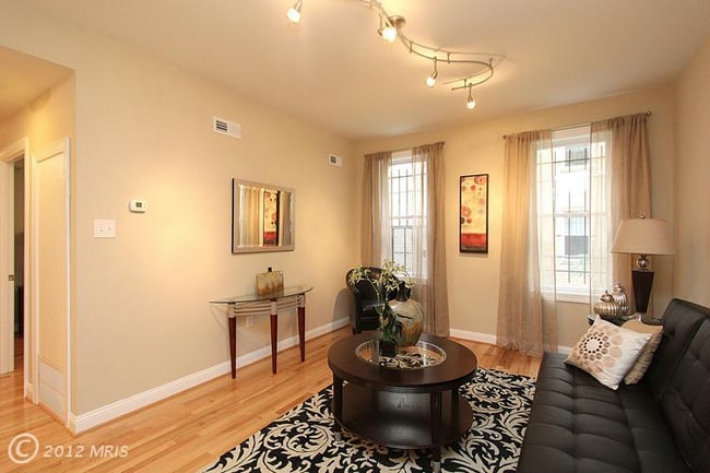 Photo - 1421 Columbia Rd NW Unit 105