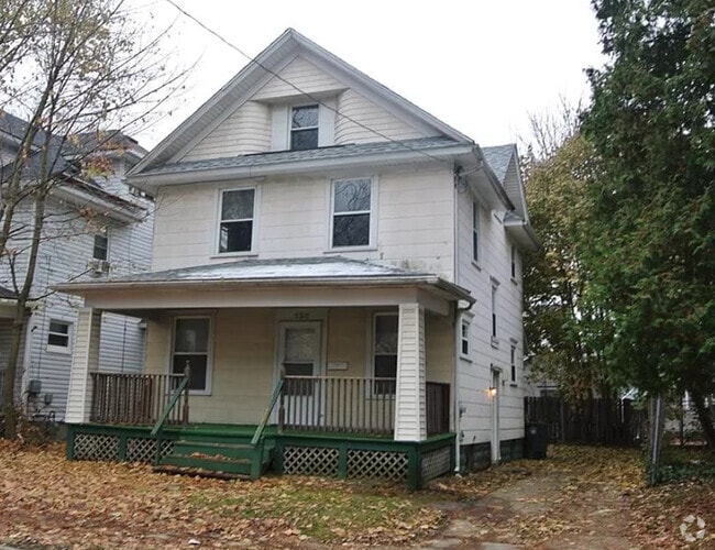 Building Photo - 136 Hollinger Ave Rental
