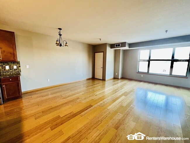 Photo - 1155 Ford Rd Unidad 307