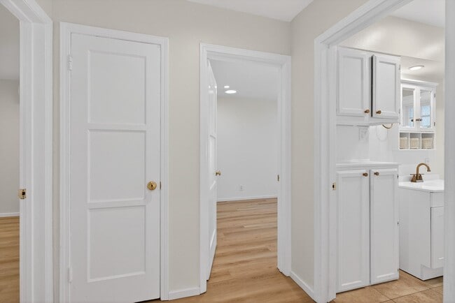 Photo - 242 Claremont Ave