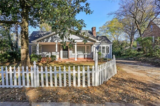 Building Photo - 22 Peachtree Hills Ave NE