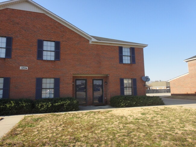 Photo - 1202 Goldridge Dr SW Townhome