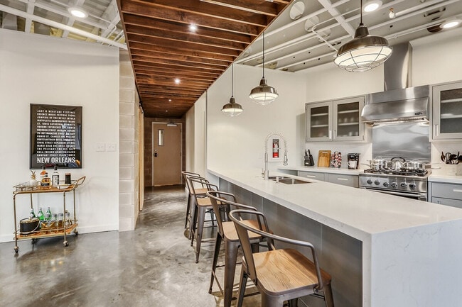 Photo - 527 St Joseph St Unit SI ID1265382P