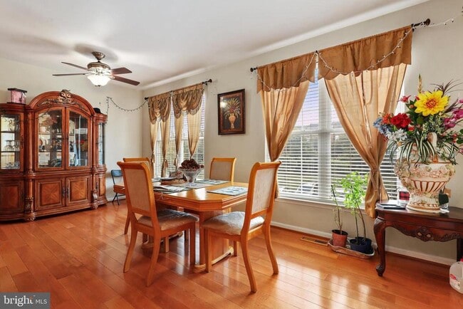 Photo - 20871 Grisdale Terrace