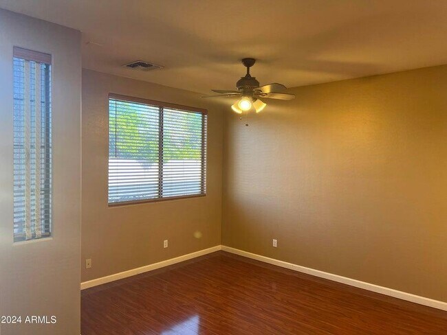 Photo - 7129 W Kings Ave