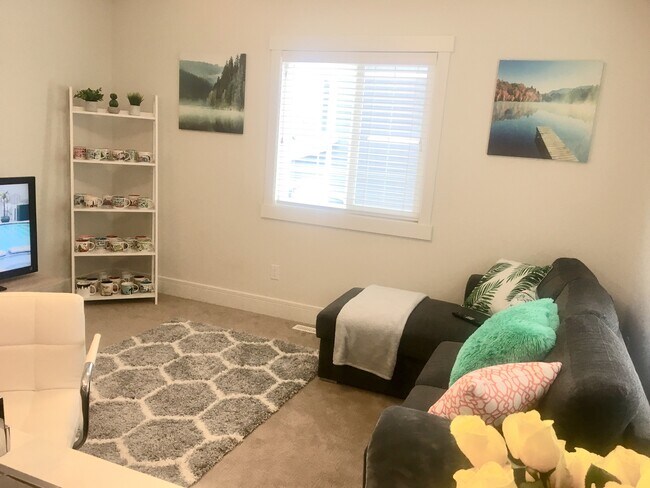 Photo - 5525 Conestoga St NW Unit 5525