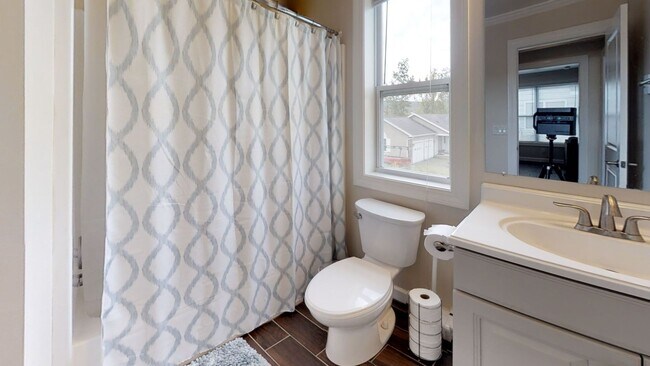 Photo - 102 Wiedmaier Ct Unit Apt A