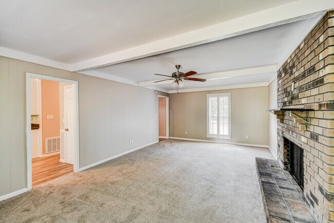 Photo - 1541 Cedargate Cir