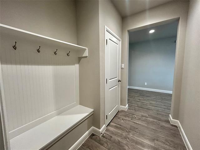 Photo - 16028 Bronte Lane