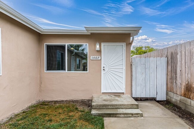 Photo - *** OCEANSIDE OASIS 2/1 WITH GARAGE, NEWLY... Unit 1407 Bush St.