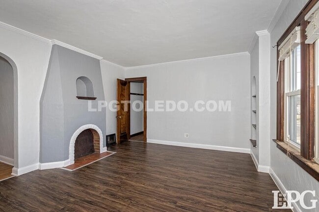 Photo - 2517 Montebello Rd