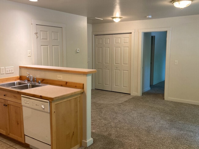 Photo - 607 Professional Dr Unit Apt. C