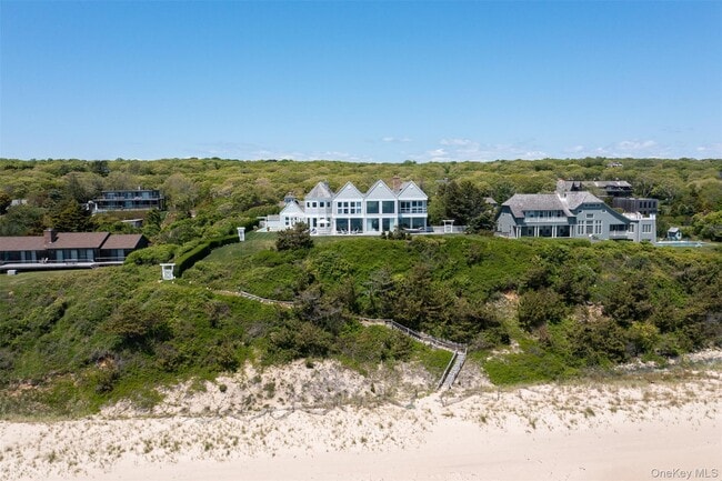 Photo - 390 Old Montauk Hwy
