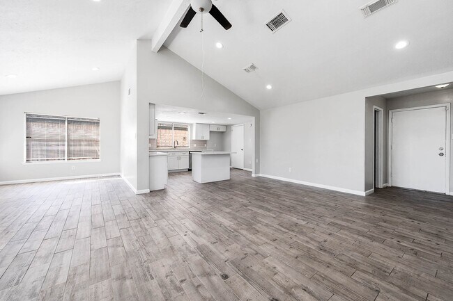 Photo - 14315 Swanfield Dr