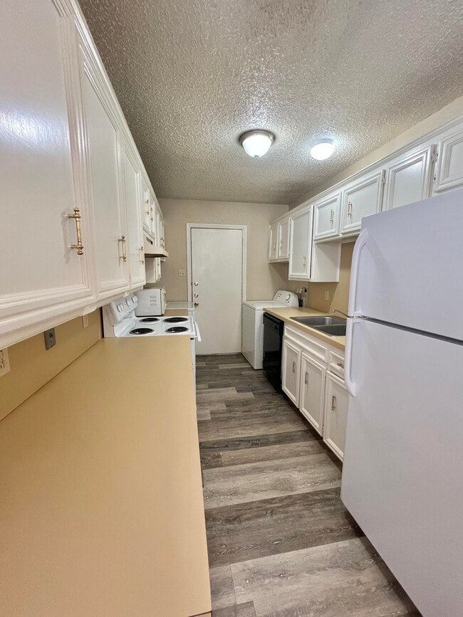 Photo - 3409 Hyden Ave