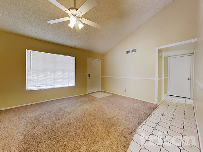 Photo - 18815 N 45th Dr