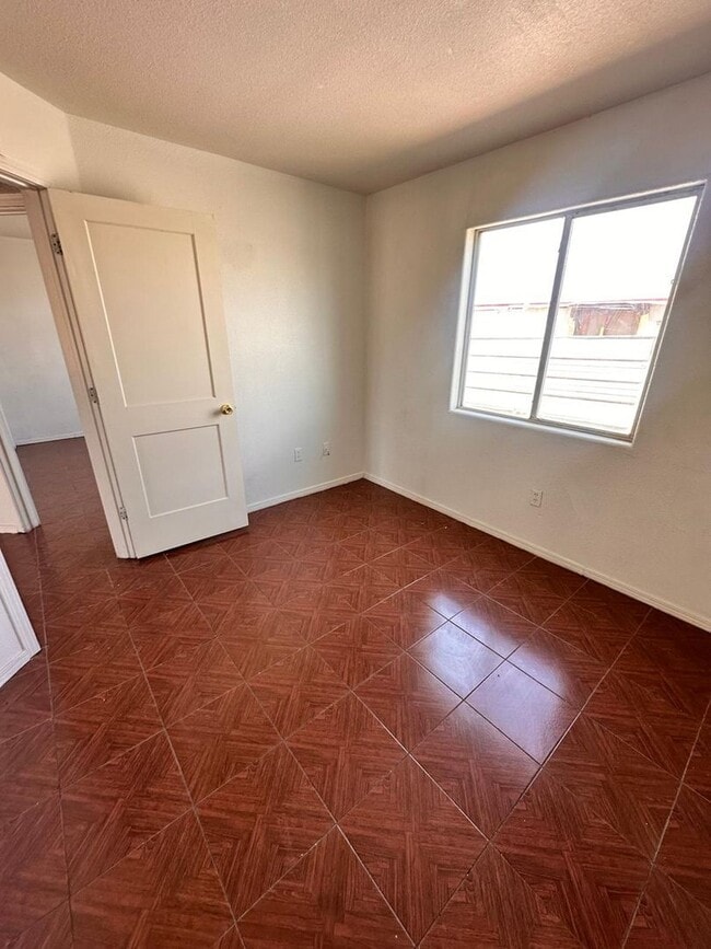 Photo - 12842 Galsworthy Way Unit 1