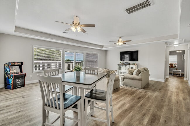 Photo - 5417 Blue Haven Dr