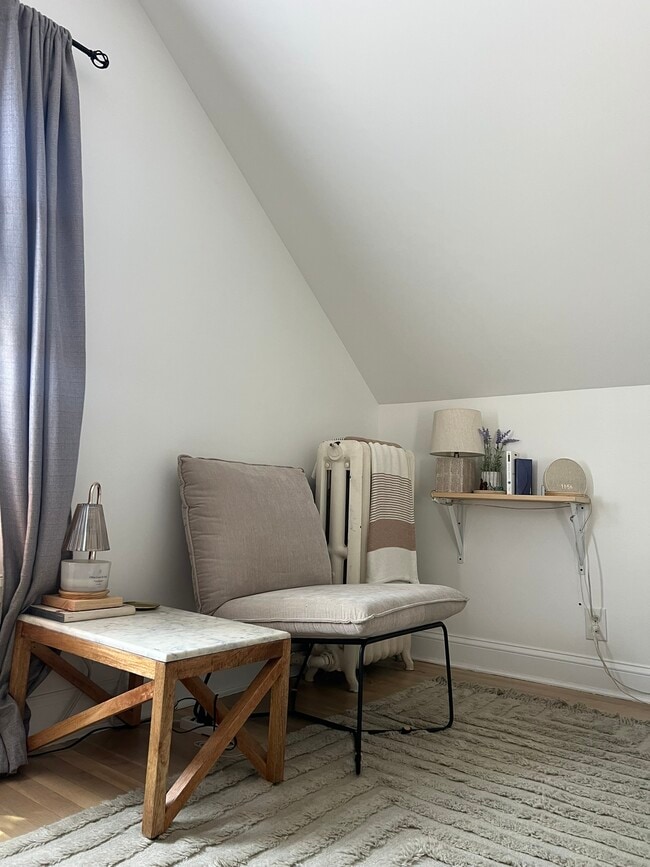 Photo - 65 Moulton St