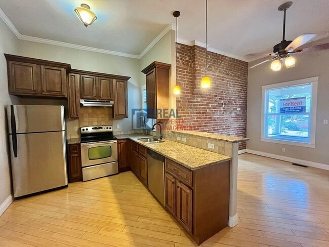 Photo - 1109 W 13th Ave