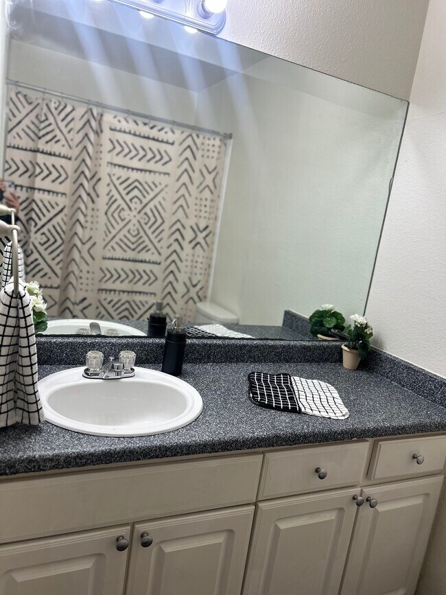 Photo - Greentree Village Apts - Income Qualified