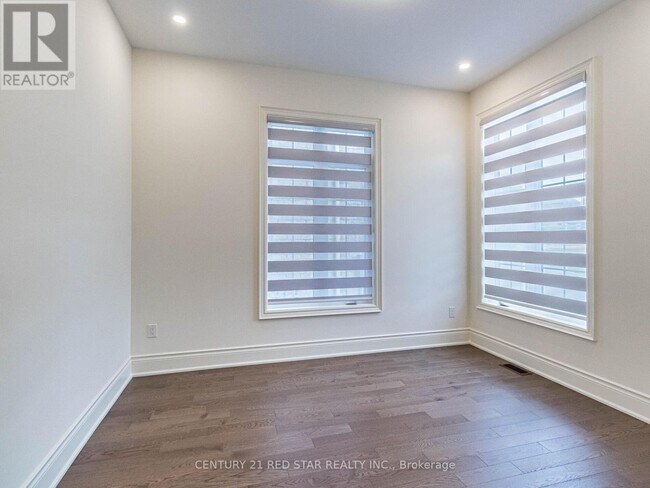 Photo - 192 Farrell Rd
