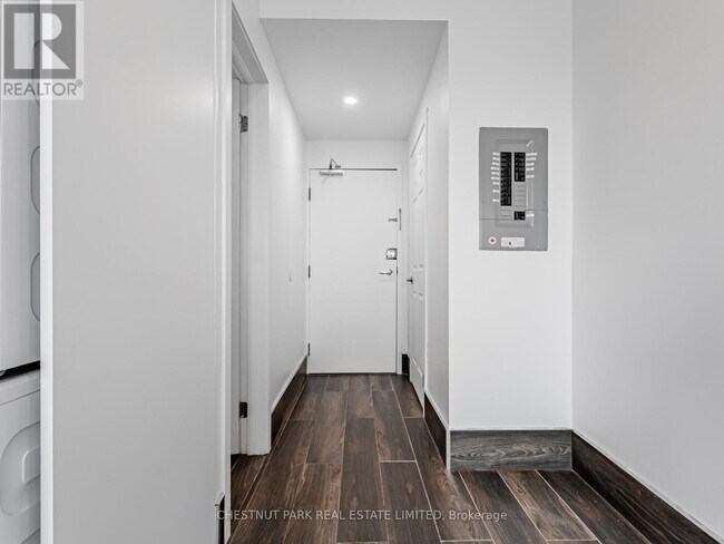 Photo - 535 Parliament St Unit 304A