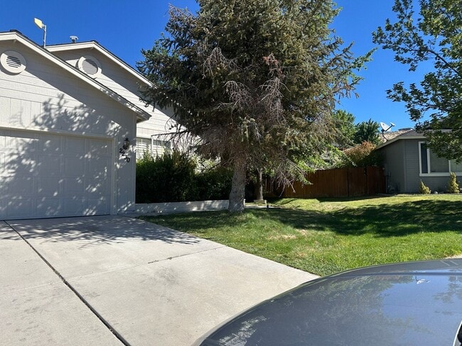 Building Photo - Adorable single story, 3 bedroom, 2 bath h... Rental