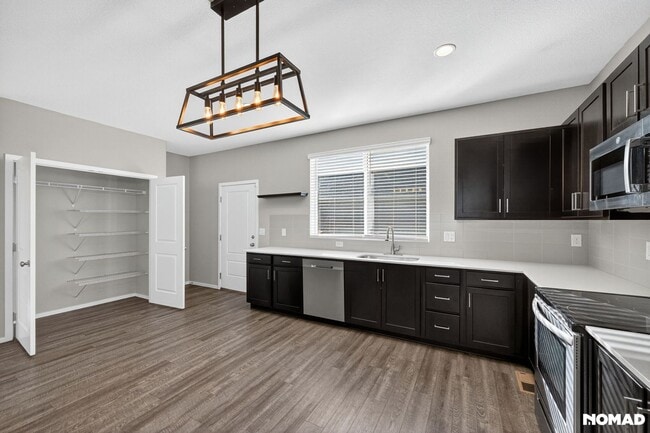 Photo - 4672 Clear Creek Dr