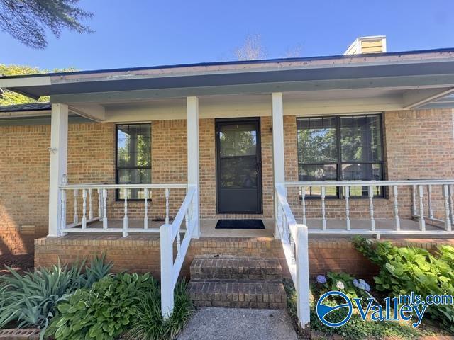 Photo - 127 Colby Dr NE