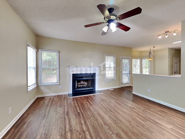 Photo - 9308 Leslieshire Dr