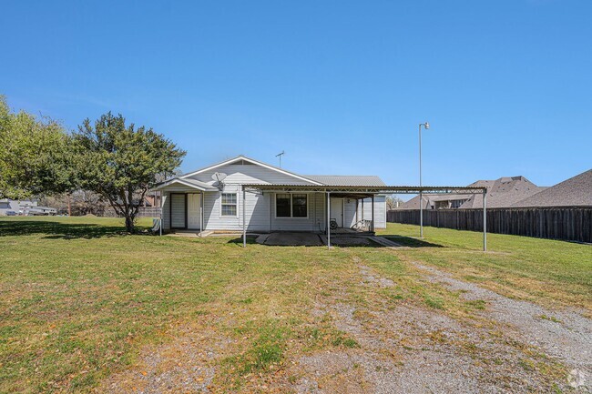 Building Photo - Nestled in the heart of Southlake, this de... Rental
