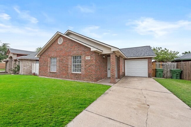 Photo - Charming 4 Bedroom Home in a Nice, Family-Friendly Brownsville Neighborhood