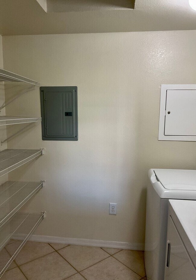 Photo - Palmetto Unit 304