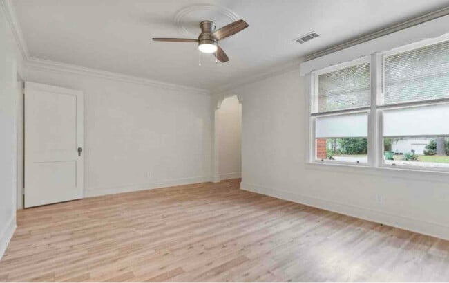 Photo - 1943 Bullard St